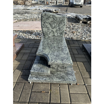 Nr W017<br />Nagrobek z ekspozycji<br />Granit: Olive Green<br />Wymiar: 100x55 cm