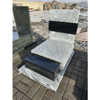 Nr W020<br />Nagrobek z wystawy<br />Granit: Viscont White<br />Wymiar: 100x65 cm