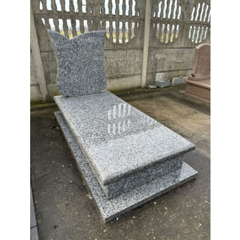 Nr W024Nagrobek z wystawyGranit: LabradorWymiar: 180x85 cm