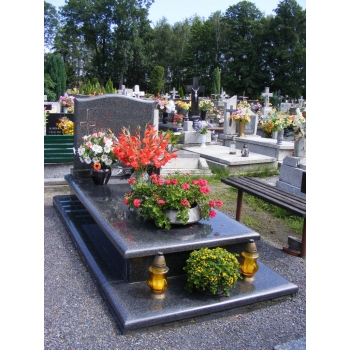 nagrobek pojedynczy Wołczyn
