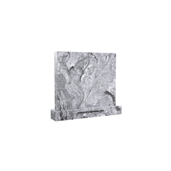 Nr PG018<br />Nagrobek zachodni<br />Granit: Tarn<br />Wymiar: 70x60 cm