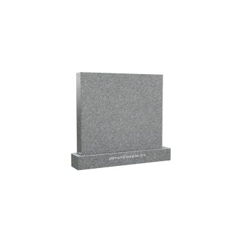Nr PG018<br />Nagrobek zachodni<br />Granit: Tarn<br />Wymiar: 70x60 cm